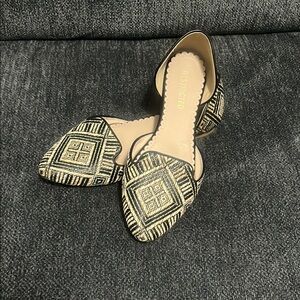 Size 9 Restricted
